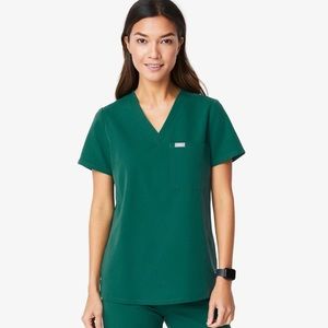 FIGS Women's Hunter Green Catarina - One-Pocket Scrub Top XXS